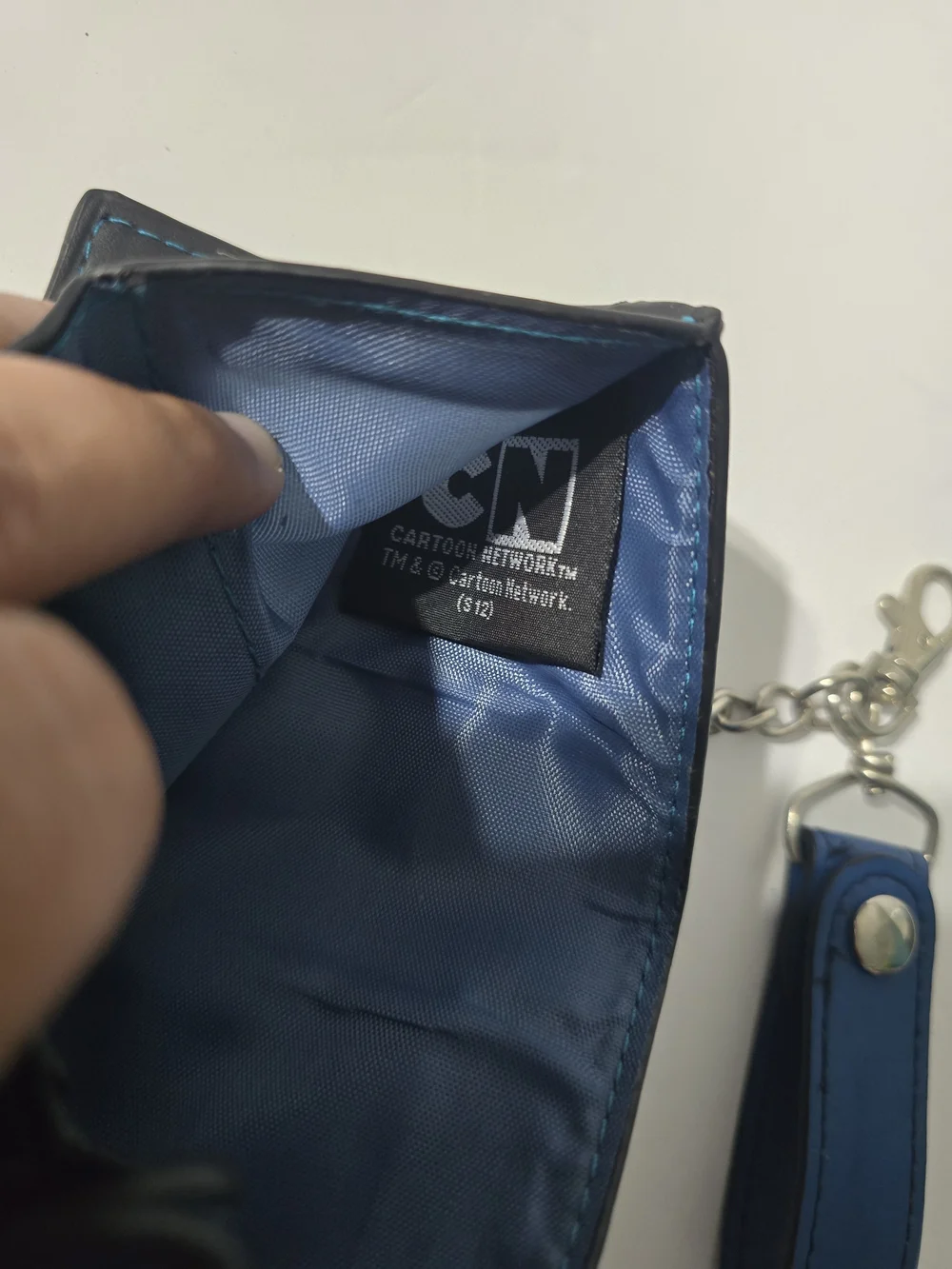 Regular Show 'Let's Play Punchies' Trifold Chain Wallet - Picture 6 of 8